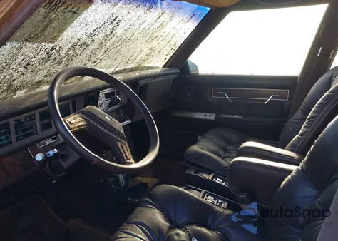 1985 Chrysler New Yorker из США, поврежденный, VIN 1C3BT56E2FC208053